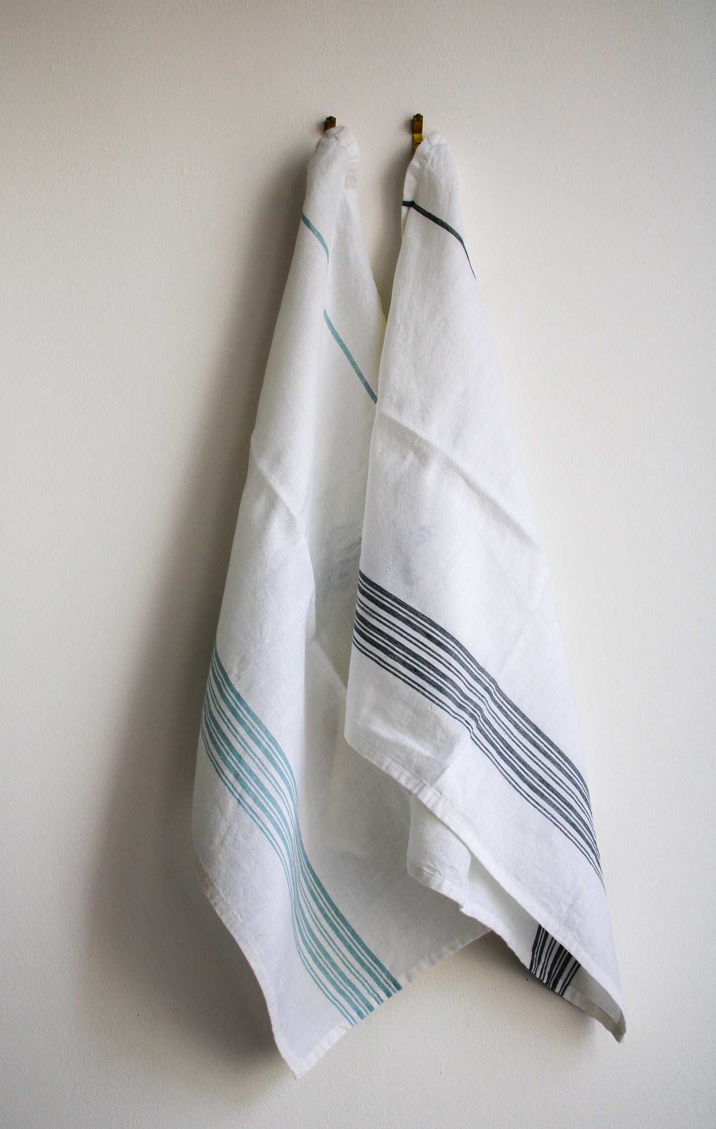 Dinard Charcoal Tea Towel, Set of 2