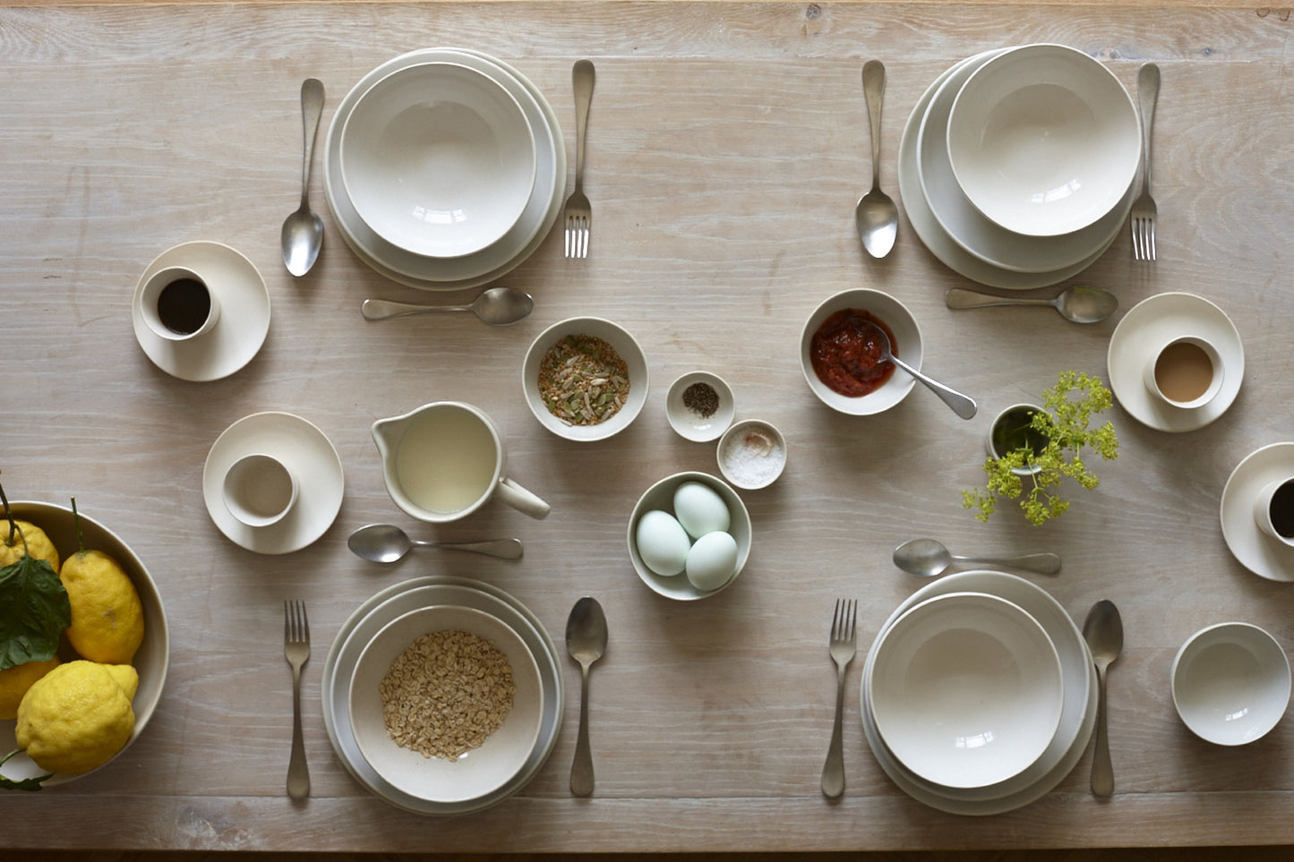 Shell Bisque White Porcelain 3 Piece Dinnerware Set, Service For 1
