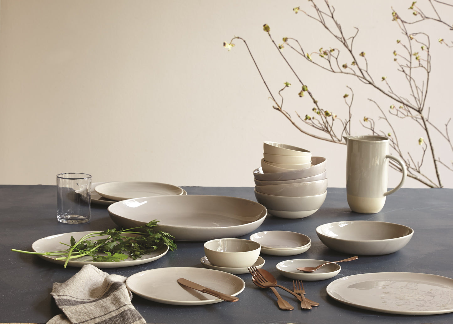 Shell Bisque Blue Porcelain 3 Piece Dinnerware Set, Service For 1
