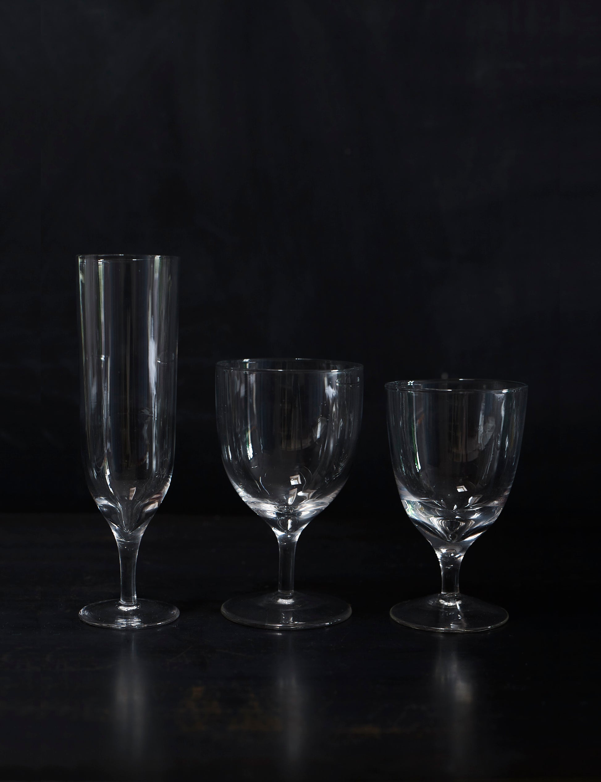 Amwell White Wine Stemware Set Canvas Home Amwell, Barware, Clear, Glass, Glassware, Stemmed Glass, Stemware, White Wine, White Wine Glass, White Wine Glassware, White Wine Stem, White Wine Stemware, Wine, Wine Glass, Wine Glassware