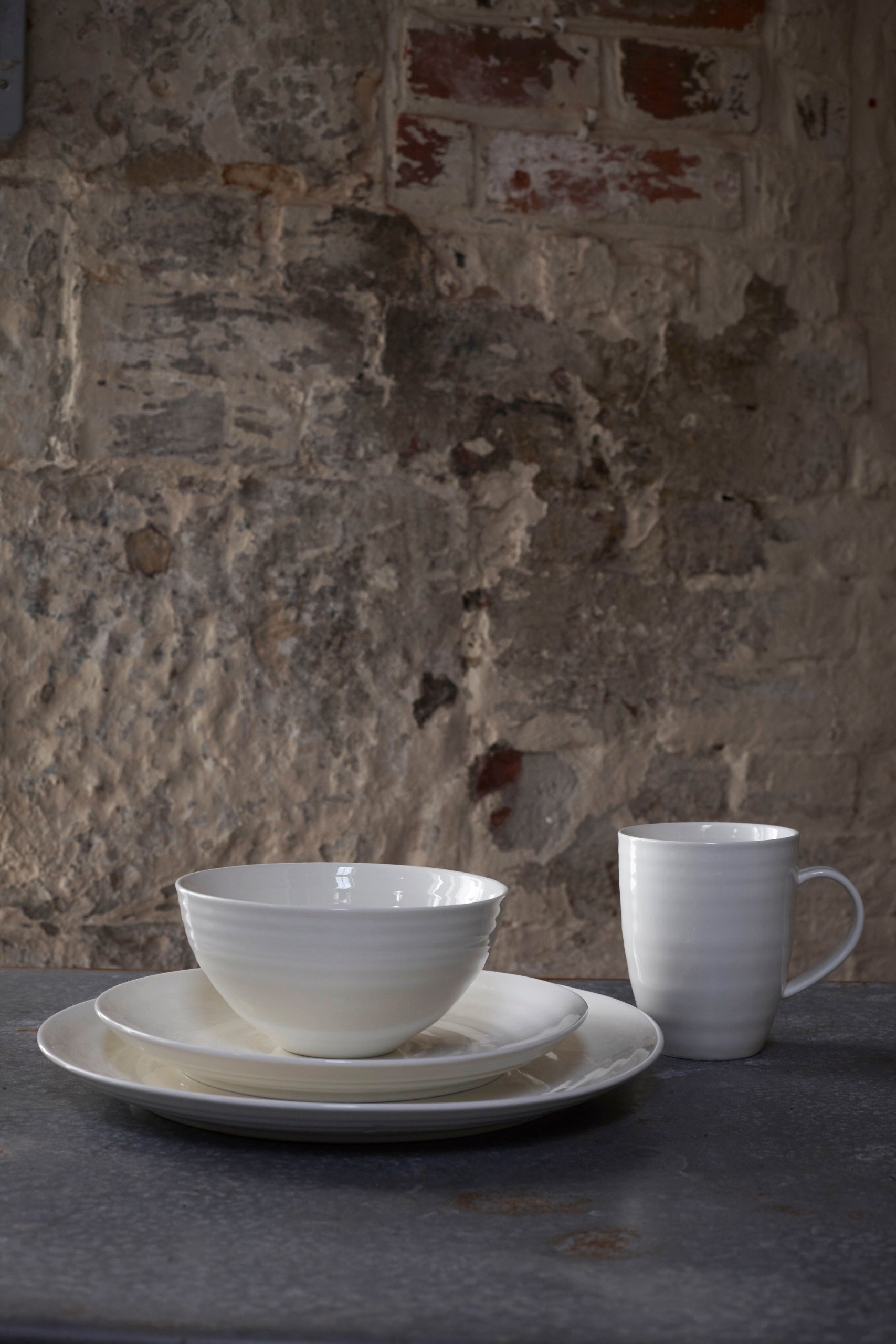 Daniel Smith Pasta Bowl - Set of 4 - Ivory Canvas Home bowl, Bowls, canvas home, contemporary dinnerware, Daniel Smith, Daniel Smith Collection, dinner party, dinnerware, dinnerware sets, dish sets, family, Ivory, Large, modern dinnerware, Pasta bowl, Place Setting, Plates, simple dinnerware, tabletop, tableware