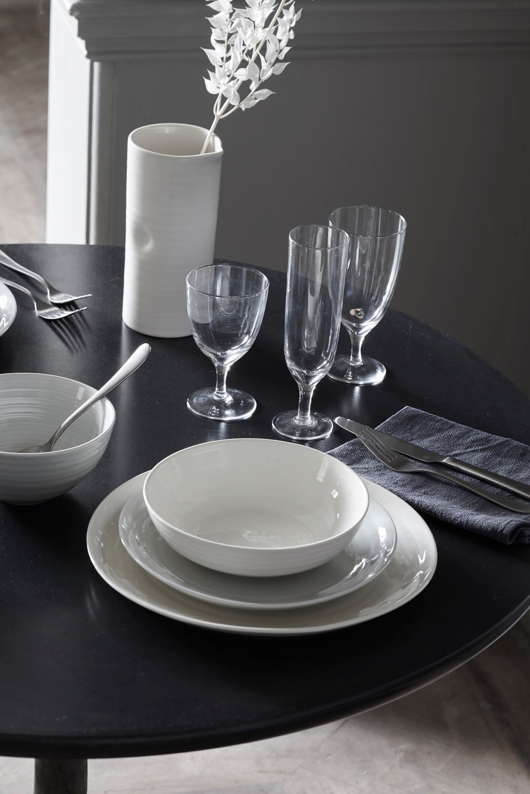 Daniel Smith Mug - Set of 4 - Ivory Canvas Home canvas home, contemporary dinnerware, Daniel Smith, Daniel Smith Collection, dinner party, dinnerware, dinnerware sets, dish sets, family, Ivory, Large, modern dinnerware, Mug, mugs & cups, Place Setting, Plates, simple dinnerware, tabletop, tableware