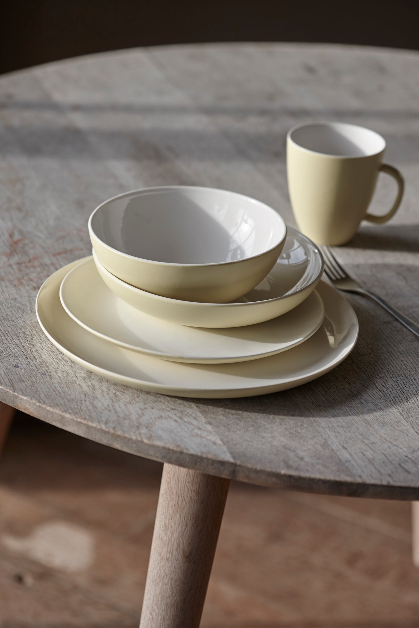 Procida 4-piece place setting - Yellow Canvas Home Procida